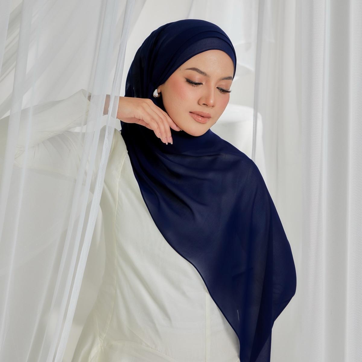 Cloud Series Plain Shawl